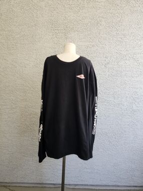 Men's Black Long-Sleeve Graphic Tee with Sleeve Print